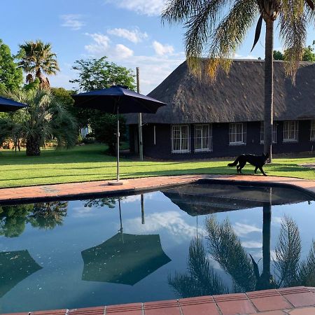 Sunset Guesthouse And Venue Cullinan Meule 外观 照片